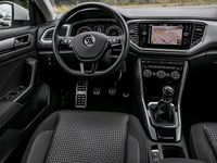 Gebraucht VW T-Roc Active 110 PS (80 kW) 2021 Weiß SUV