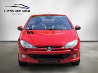 Gebraucht Peugeot 206 CC Platinum 109 PS (80 kW) 2004 Rot Cabrio