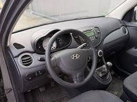 Gebraucht Hyundai i10 77 PS (56 kW) 2009 Grau Kleinwagen