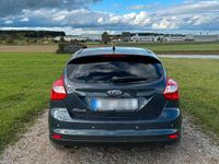 Gebraucht Ford Focus 116 PS (85 kW) 2014 Andere farben Limousine