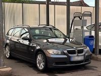 Second-hand BMW 320 150 CP (110 kW) 2008 Negru Break