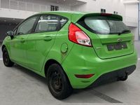 Gebraucht Ford Fiesta Trend 75 PS (55 kW) 2013 Grün Kleinwagen