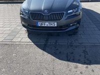 Gebraucht Skoda Superb Style 190 PS (139 kW) 2018 Grau Kombi