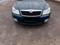 Gebraucht Skoda Octavia 140 PS (102 kW) 2013 Blau Kombi