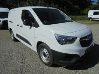 Używany Opel Combo Edition 102 KM (75 kW) 2022 Biały Minivan