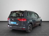 Gebraucht VW Touran Highline 150 PS (110 kW) 2022 Uranograu Van / Kleinbus