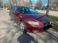 Gebraucht Volvo V50 136 PS (100 kW) 2010 Rot Kombi