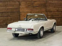 Gebraucht Mercedes W113 150 PS (110 kW) 1966 158 weißgrau Cabrio