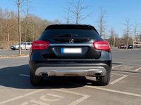 Gebraucht Mercedes GLA250 211 PS (155 kW) 2014 Schwarz SUV