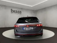 Gebraucht VW Passat R-line 150 PS (110 kW) 2026 Diabasgrau metallic Kombi