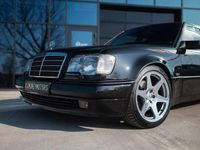 Gebraucht Mercedes E500 326 PS (239 kW) 1994 Schwarz Limousine
