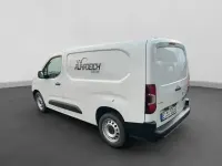 Gebraucht Opel Combo Basis 102 PS (75 kW) 2024 Weiß Van / Kleinbus