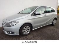 Gebraucht Mercedes B180 122 PS (89 kW) 2012 Silber Van / Kleinbus
