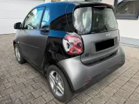 Gebraucht Smart ForTwo Coupé Passion Exclusive 60 kW (82 PS) 2023 Grau Kleinwagen