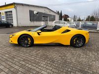 Gebraucht Ferrari SF90 1001 PS (736 kW) 2023 Gelb Cabrio