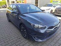 Gebraucht Kia Ceed 140 PS (102 kW) 2024 Penta grau h8g Kleinwagen