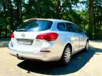 Gebraucht Opel Astra 140 PS (102 kW) 2013 Silber Kombi