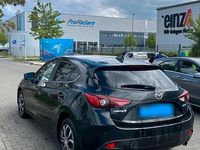Second-hand Mazda 3 150 CP (110 kW) 2016 Albastru Berlinǎ