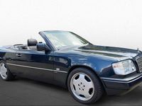 Gebraucht Mercedes E320 Edition 220 PS (161 kW) 1997 Schwarz Cabrio
