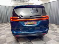 Gebraucht Chrysler Pacifica Limited 286 PS (210 kW) 2022 Blau SUV