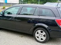 Gebraucht Opel Astra 90 PS (66 kW) 2010 Schwarz Kombi
