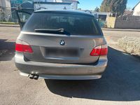 Gebraucht BMW 523 190 PS (139 kW) 2007 Grau Kombi