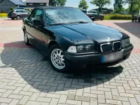 Gebraucht BMW 318 Cabriolet 116 PS (85 kW) 1998 Schwarz Cabrio