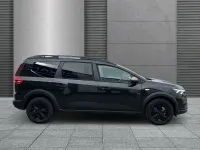 Neu Dacia Jogger Extreme 141 PS (103 kW) 2025 Perlmuttschwarz Van / Kleinbus