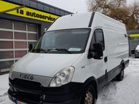 Gebraucht Iveco Daily 126 PS (92 kW) 2012 Weiß Van / Kleinbus