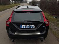 Gebraucht Volvo V60 R-Design 150 PS (110 kW) 2012 Schwarz Kombi