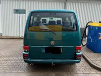 Second-hand VW T4 152 CP (111 kW) 1993 Verde Van