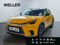 Gebraucht Lexus LBX 136 PS (100 kW) 2025 Gelb SUV