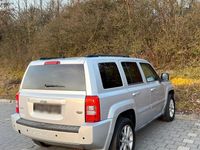 Gebraucht Jeep Patriot 163 PS (119 kW) 2011 Grau SUV