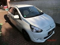 Gebraucht Mitsubishi Space Star Diamant Edition 80 PS (58 kW) 2016 Weiß Kleinwagen