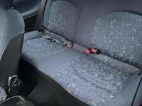 Gebraucht Peugeot 206 60 PS (44 kW) 2000 Silber Kleinwagen