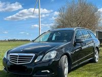 Gebraucht Mercedes E350 Avantgarde 292 PS (214 kW) 2011 Schwarz Kombi