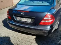 Gebraucht Mercedes E240 Elegance 177 PS (130 kW) 2003 Blau Limousine