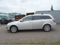 Gebraucht Opel Astra 116 PS (85 kW) 2010 Silber Limousine