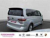 Gebraucht VW Multivan Life 150 PS (110 kW) 2024 Silber Van