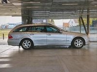 Gebraucht Mercedes E320 224 PS (164 kW) 2008 Grau Kombi