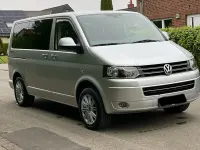 Second-hand VW T5 Team 179 CP (131 kW) 2011 Argintiu Van