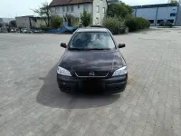 Second-hand Opel Astra 101 CP (74 kW) 2004 Negru Hatchback