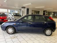 Gebraucht Ford Focus Ambiente 101 PS (74 kW) 2002 Blau Limousine