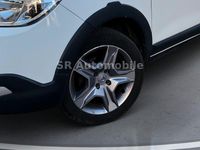 Gebraucht Dacia Dokker Stepway 102 PS (75 kW) 2019 Weiß Van / Kleinbus