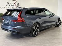 Gebraucht Volvo V60 Plus 398 PS (292 kW) 2022 Denim blue Kombi