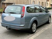 Gebraucht Ford Focus Ghia 116 PS (85 kW) 2005 Silber Kombi
