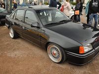 Gebraucht Opel Kadett 362 PS (266 kW) 1991 Schwarz Kleinwagen