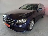 Gebraucht Mercedes E200 Avantgarde 197 PS (144 kW) 2020 Cavansitblau metallic Kombi