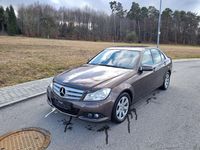 Gebraucht Mercedes C200 Elegance 136 PS (100 kW) 2012 Braun Limousine