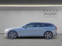 Gebraucht Volvo V60 Plus 197 PS (144 kW) 2024 Vapour grey / metallic Kombi